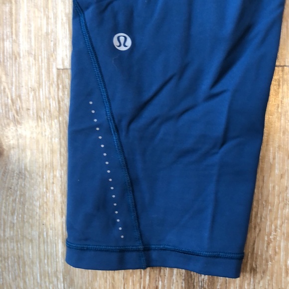 Blue lulu lemon leggings - Picture 3 of 5